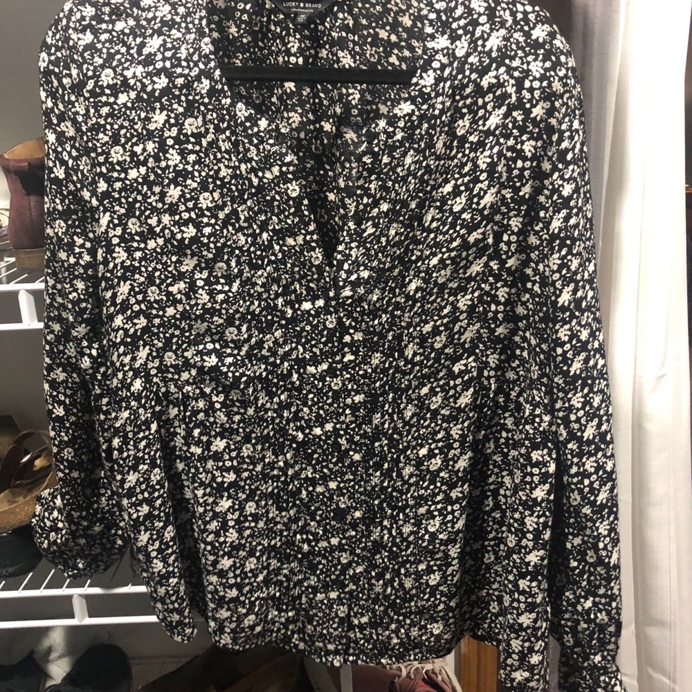 LUCKY BRAND floral peasant top EUC!